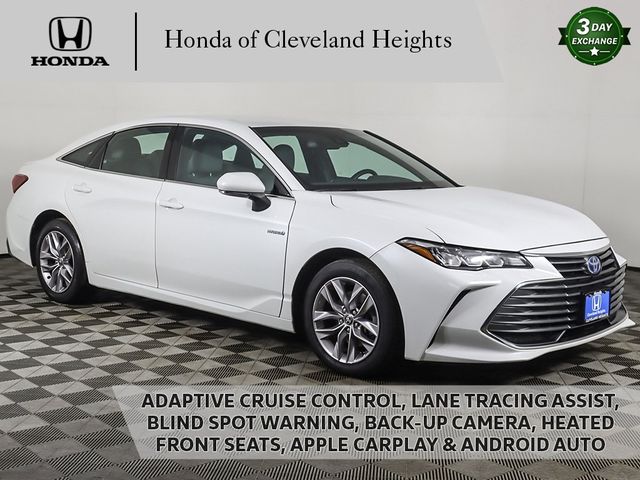 2021 Toyota Avalon Hybrid XLE