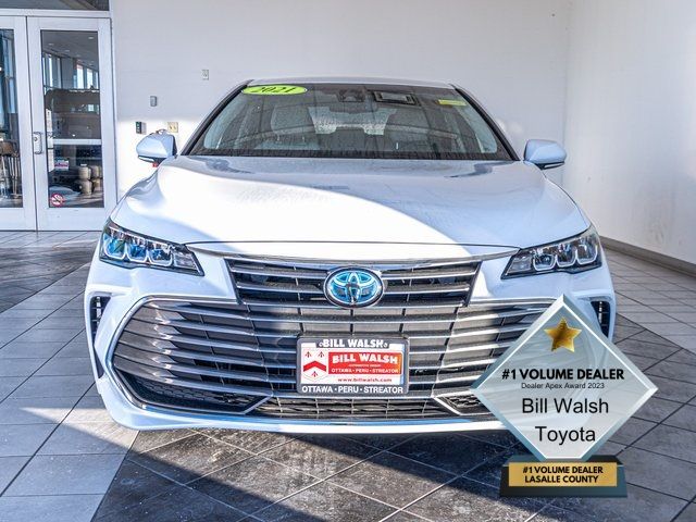 2021 Toyota Avalon Hybrid XLE