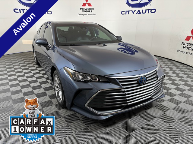 2021 Toyota Avalon Hybrid XLE