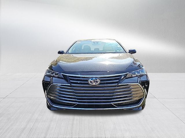 2021 Toyota Avalon Hybrid XLE