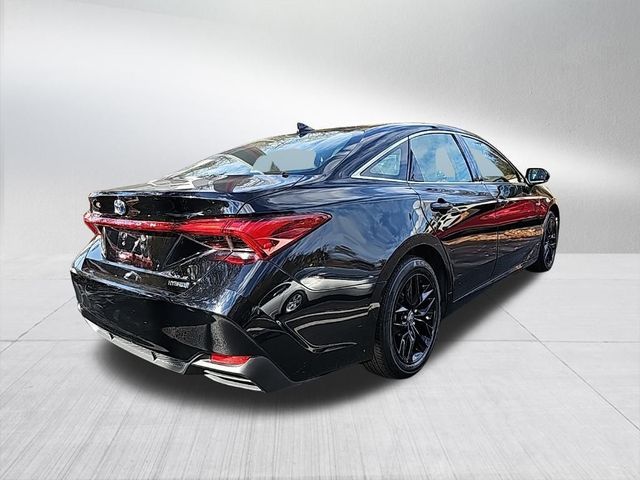 2021 Toyota Avalon Hybrid XLE