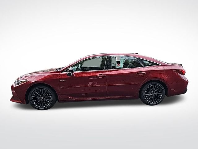 2021 Toyota Avalon Hybrid XSE