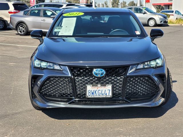 2021 Toyota Avalon Hybrid XSE