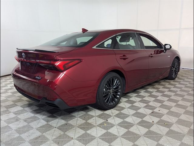 2021 Toyota Avalon Hybrid XSE