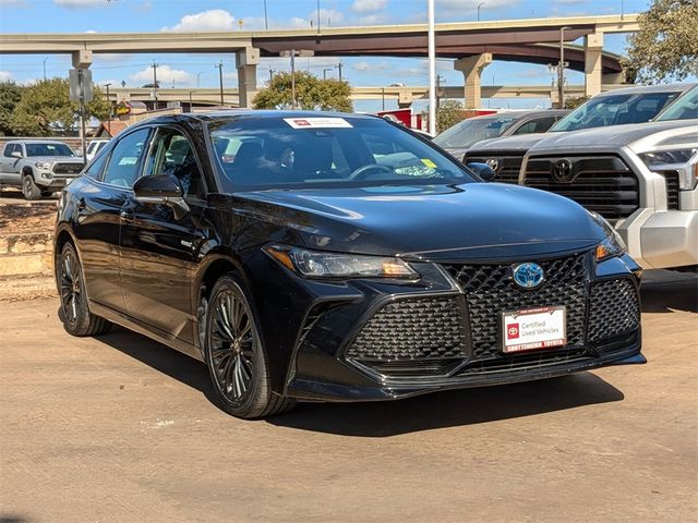 2021 Toyota Avalon Hybrid XSE