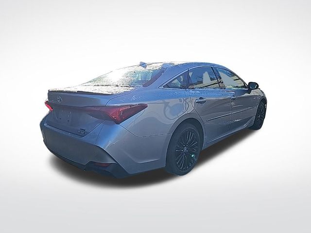 2021 Toyota Avalon Hybrid XSE