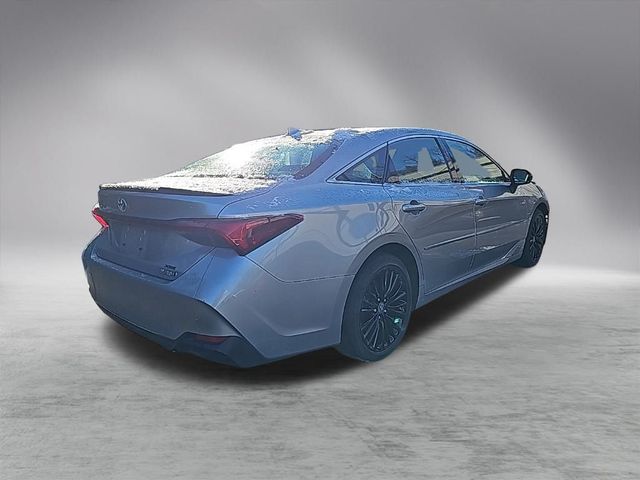 2021 Toyota Avalon Hybrid XSE