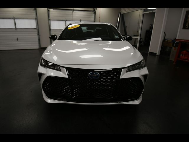 2021 Toyota Avalon Hybrid XSE