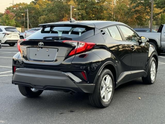 2021 Toyota C-HR LE