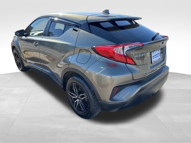 2021 Toyota C-HR LE