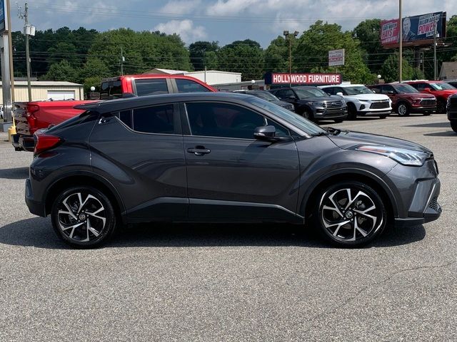 2021 Toyota C-HR XLE