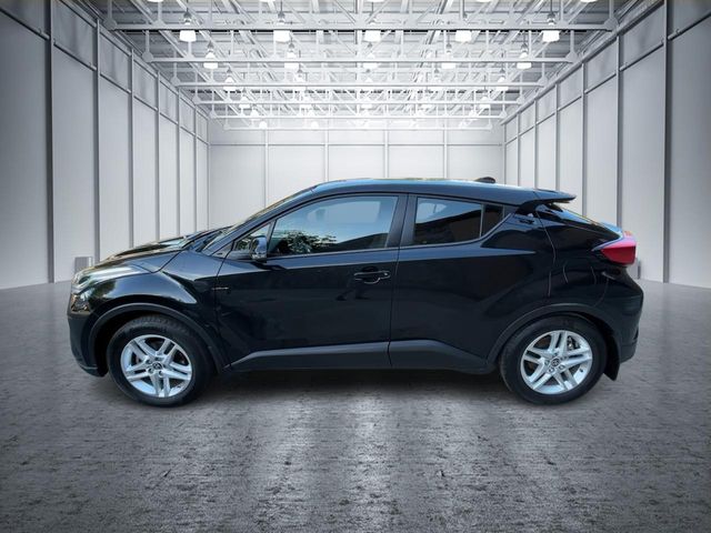 2021 Toyota C-HR LE