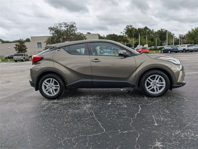 2021 Toyota C-HR LE