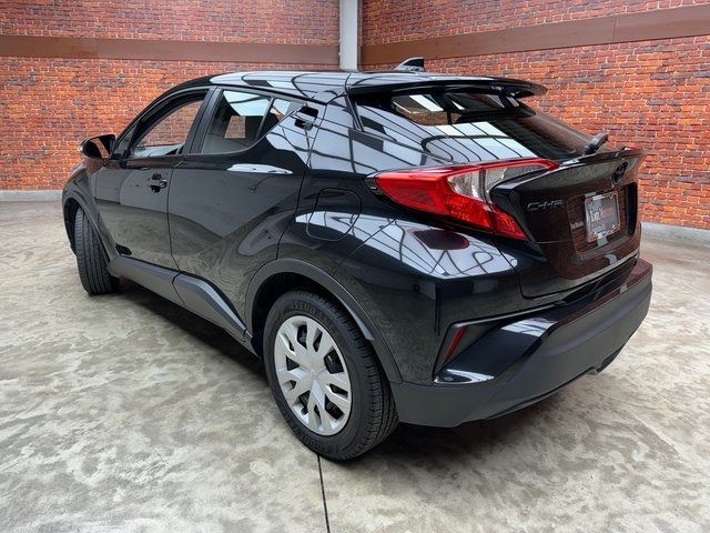 2021 Toyota C-HR LE