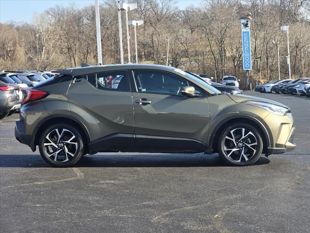 2021 Toyota C-HR XLE