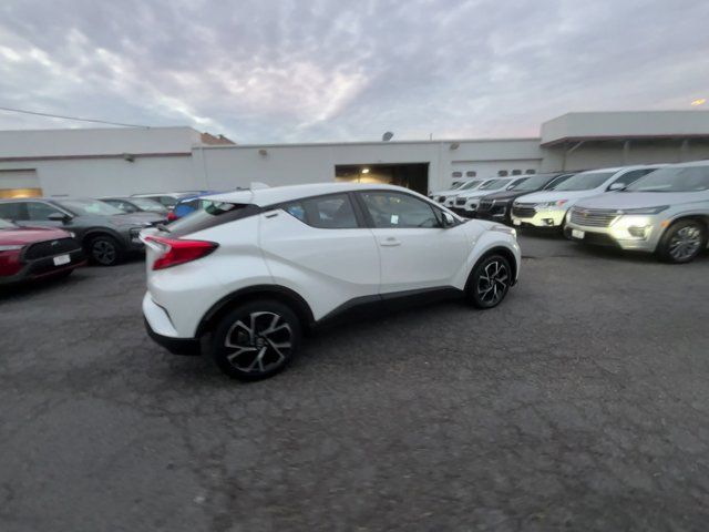 2021 Toyota C-HR XLE