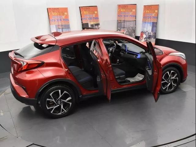 2021 Toyota C-HR XLE