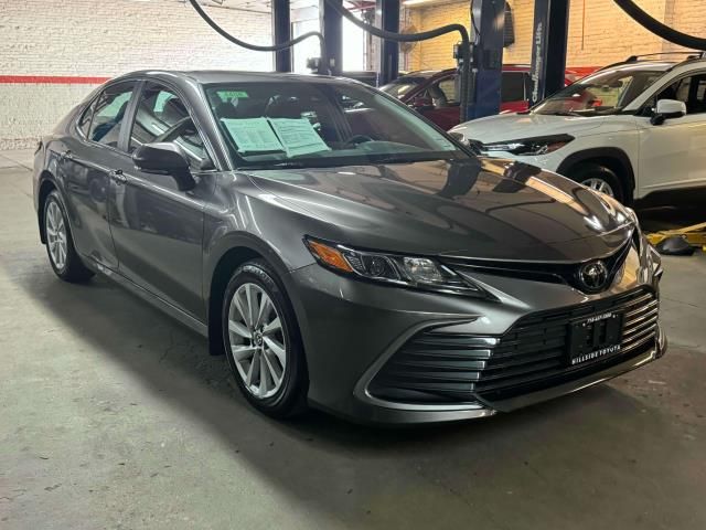 2021 Toyota Camry LE