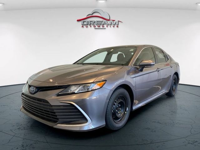 2021 Toyota Camry Hybrid LE