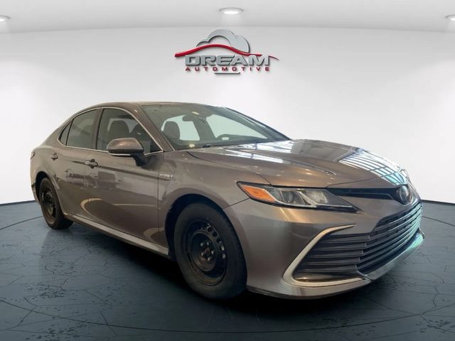 2021 Toyota Camry Hybrid LE