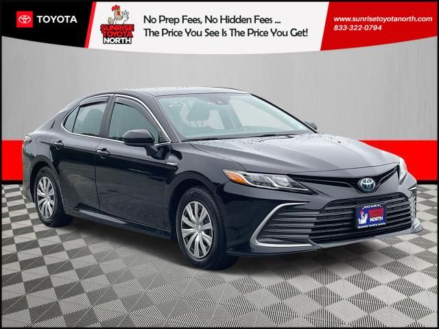 2021 Toyota Camry Hybrid LE