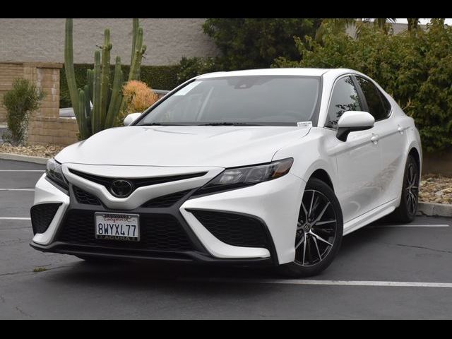 2021 Toyota Camry SE