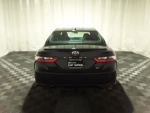 2021 Toyota Camry 