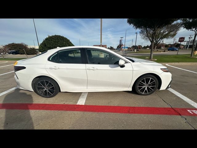 2021 Toyota Camry SE