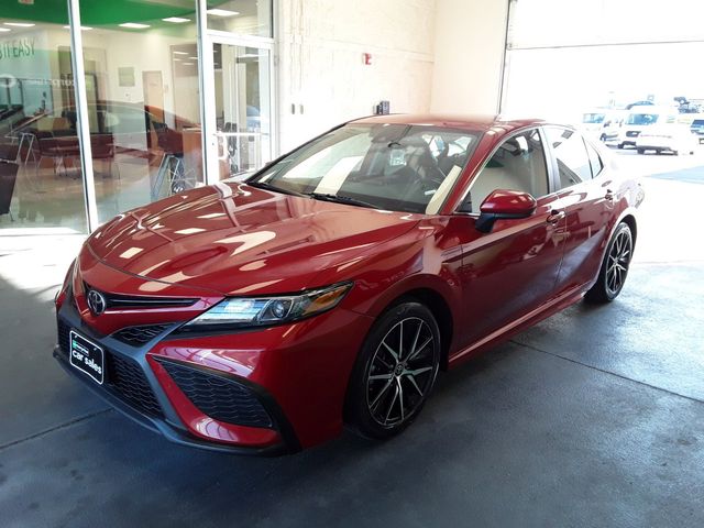 2021 Toyota Camry SE