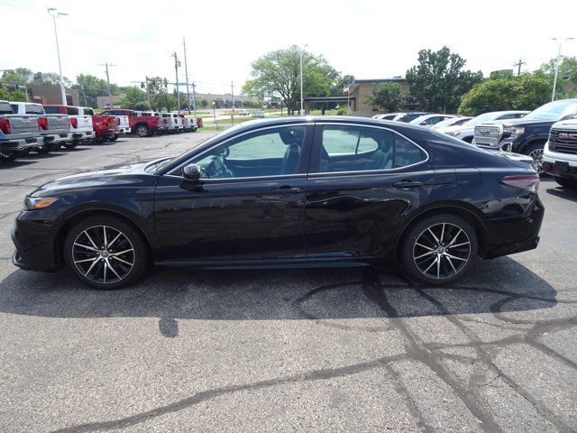 2021 Toyota Camry SE Nightshade