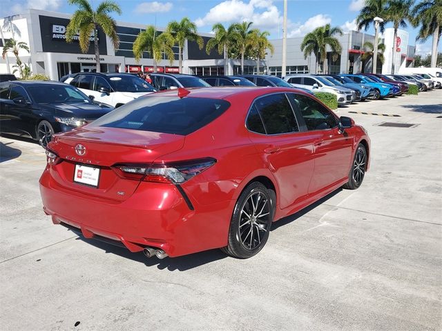 2021 Toyota Camry SE