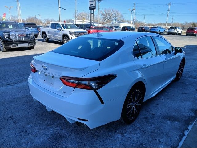 2021 Toyota Camry SE