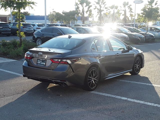 2021 Toyota Camry SE