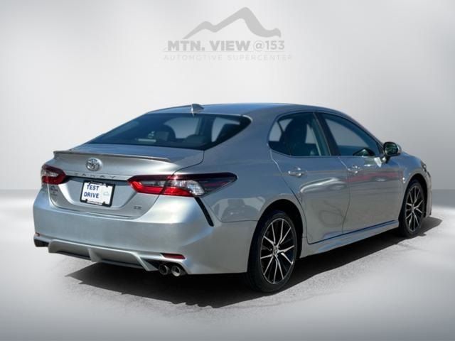 2021 Toyota Camry SE