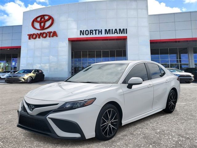 2021 Toyota Camry SE