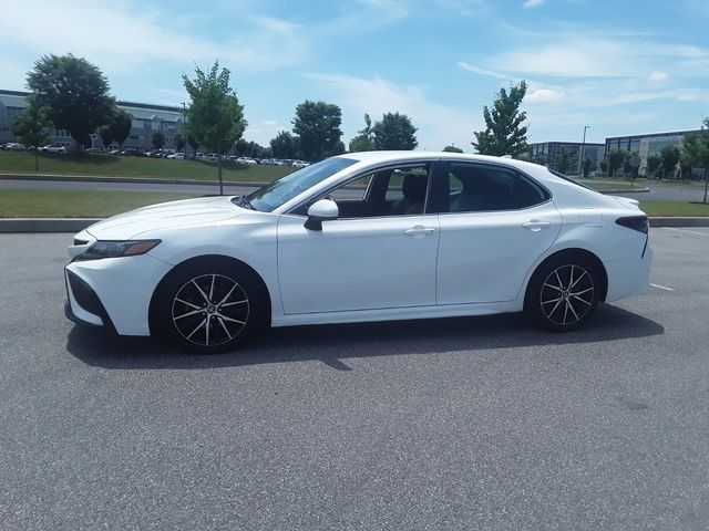 2021 Toyota Camry 