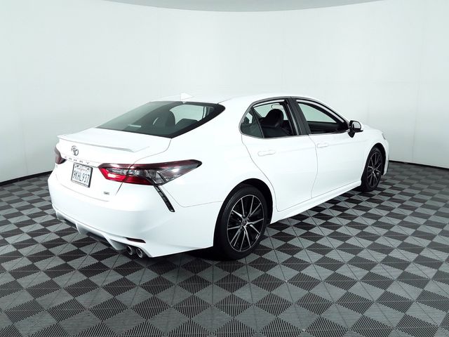 2021 Toyota Camry 