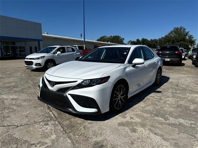 2021 Toyota Camry SE