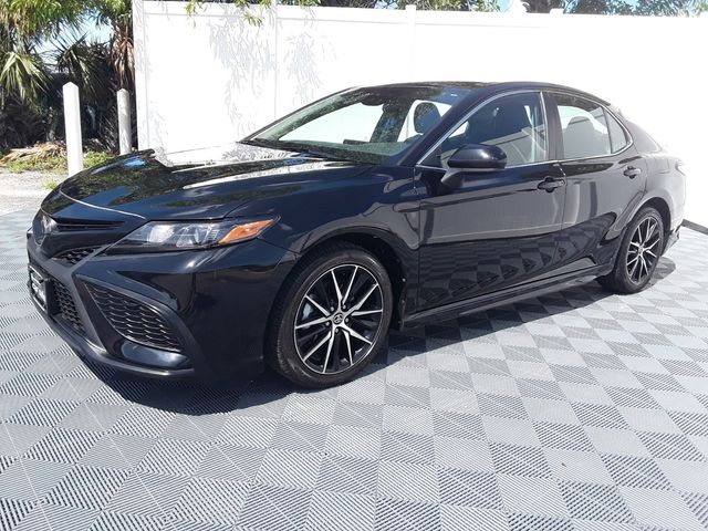 2021 Toyota Camry 