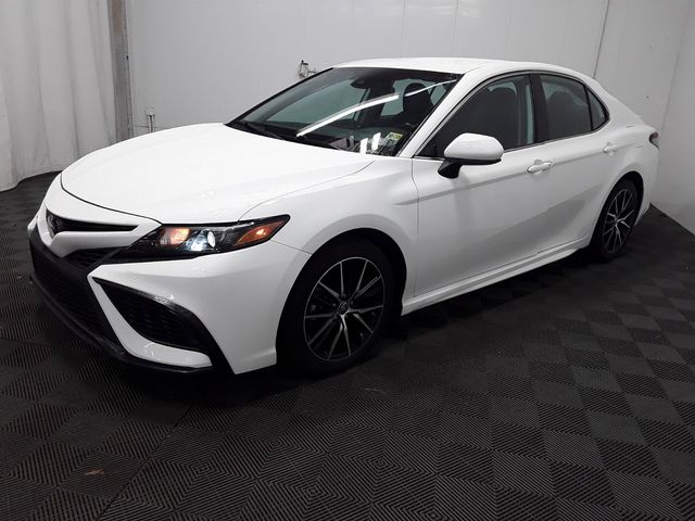 2021 Toyota Camry 