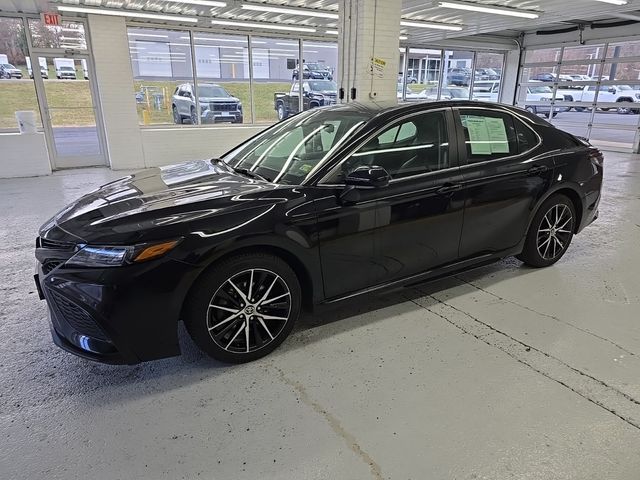 2021 Toyota Camry SE