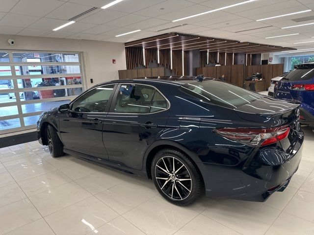 2021 Toyota Camry 