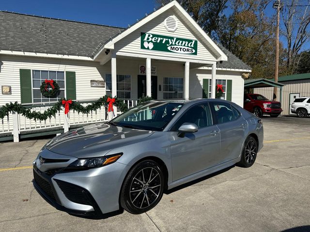 2021 Toyota Camry SE Nightshade