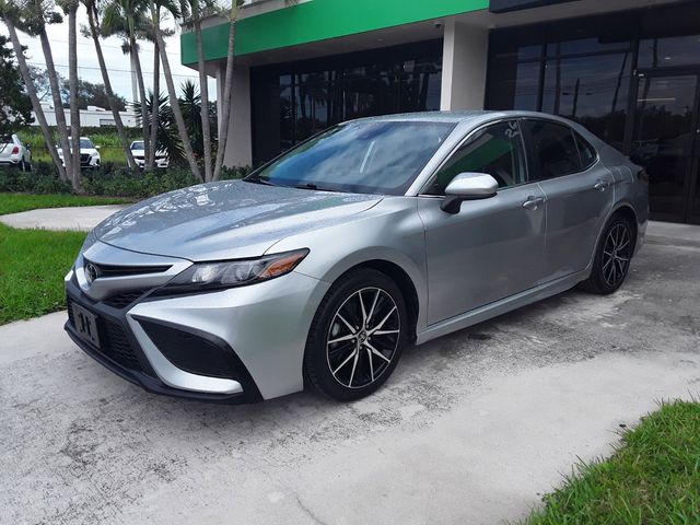 2021 Toyota Camry 