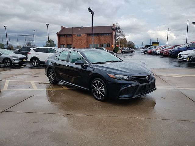 2021 Toyota Camry 