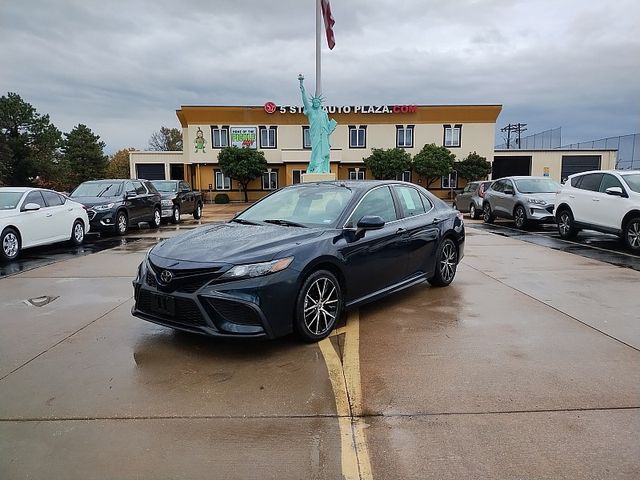 2021 Toyota Camry 