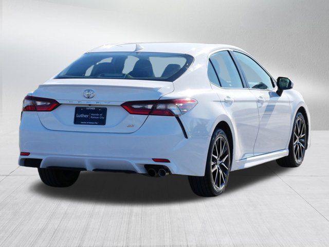 2021 Toyota Camry SE