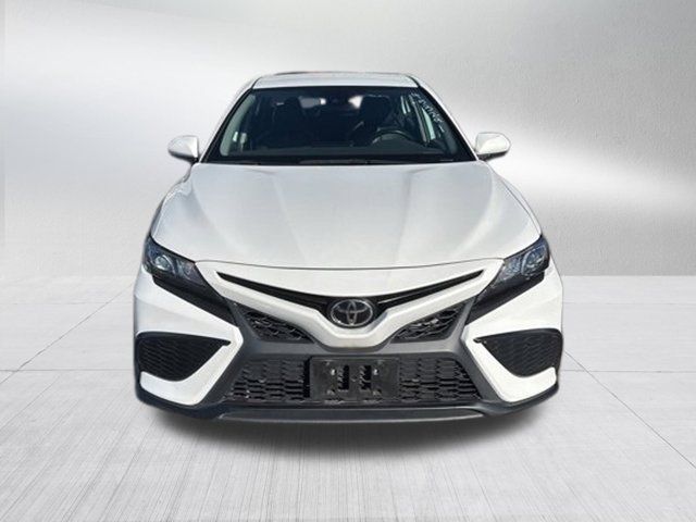 2021 Toyota Camry 