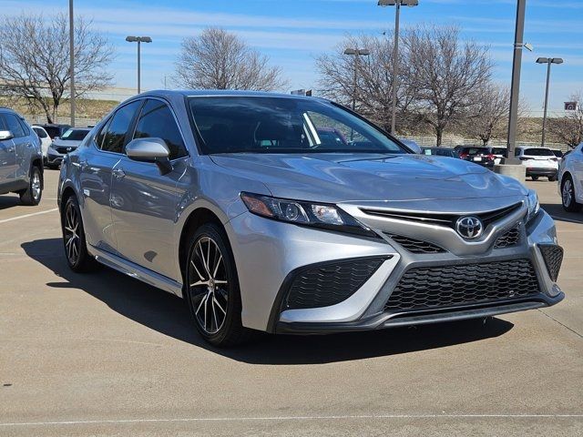 2021 Toyota Camry SE