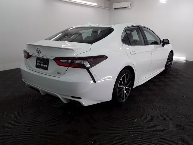 2021 Toyota Camry 